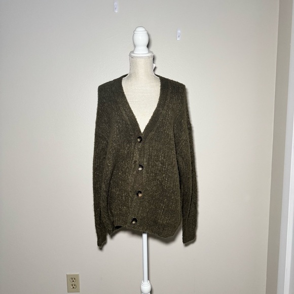 #0004 - Topshop | Knitted Plated Boyfriend Long Line Boucle Cardigan - Picture 5 of 7